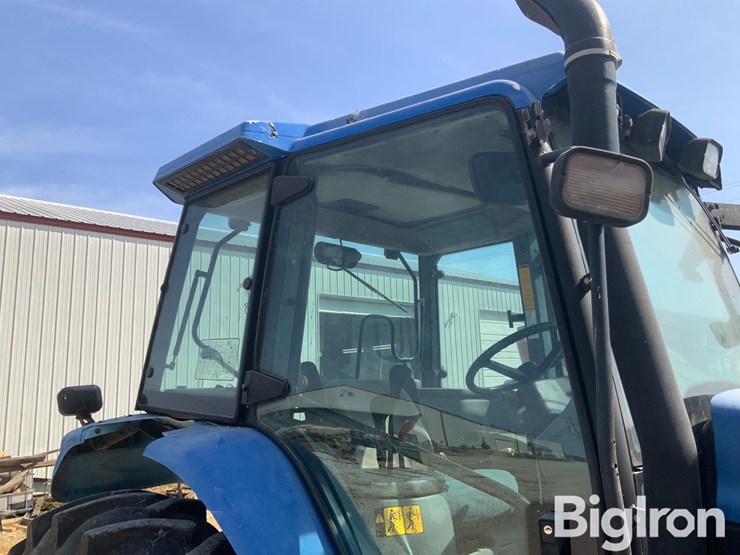 2001-new-holland-ts110-image-16
