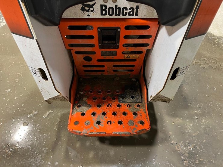 2019-bobcat-mt85-image-18