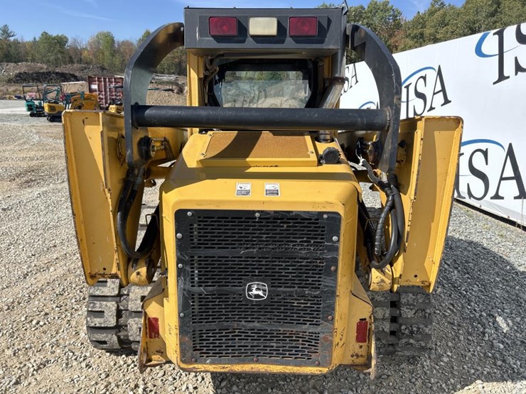 2013-deere-ct332-image-4