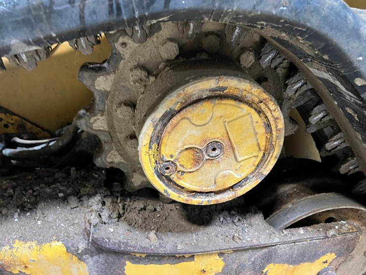 2022-caterpillar-259d3-image-14