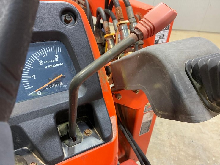 kubota-la463-image-22