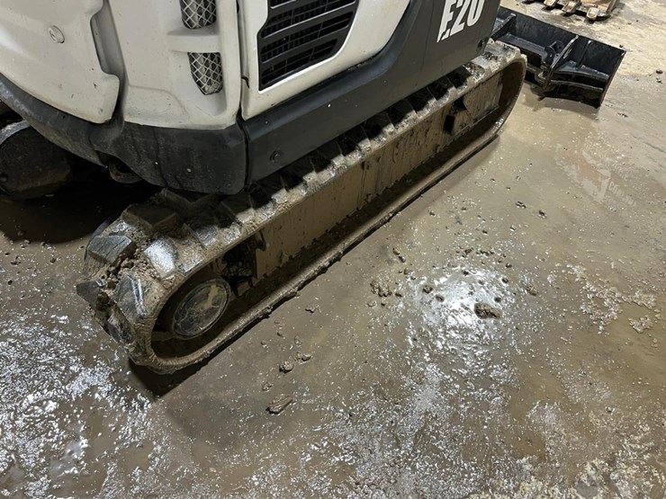 2019-bobcat-e20-image-18