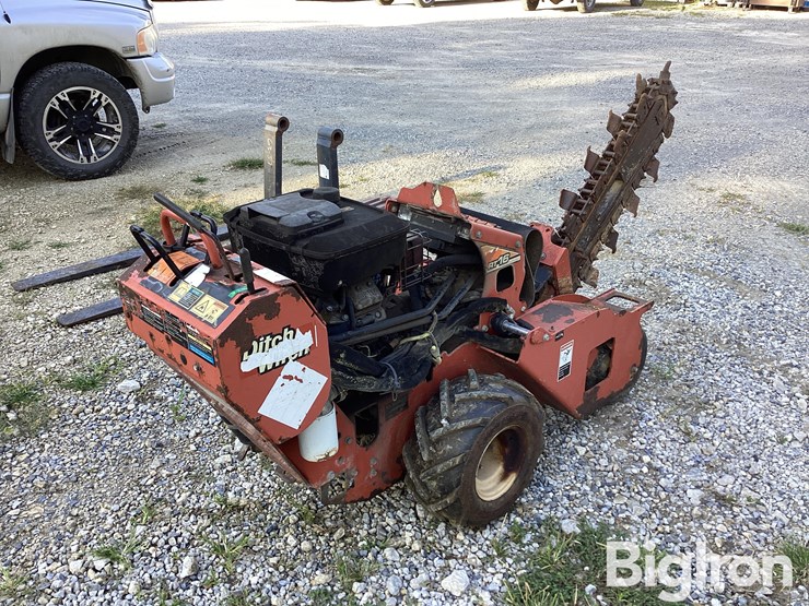 2012-ditch-witch-rt16-image-5