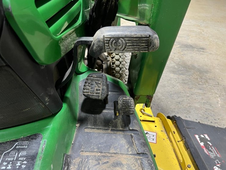 john-deere-5.5-image-26
