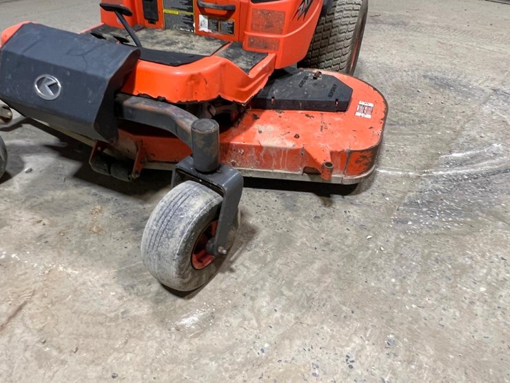 2014-kubota-zd331-image-9