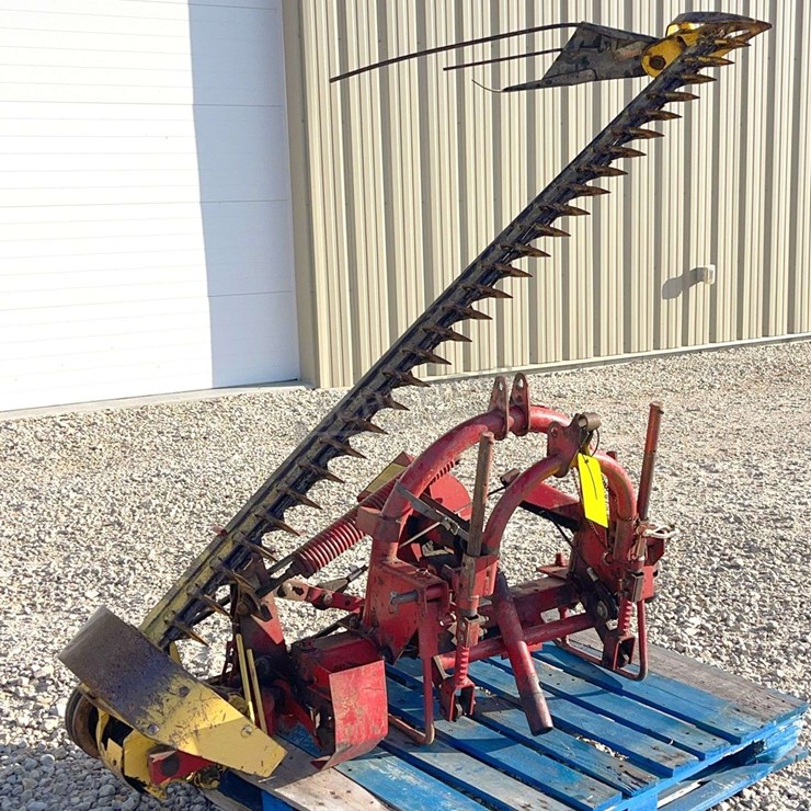 NEW HOLLAND 451