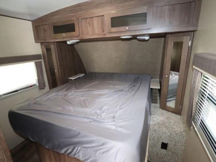 2015-dutchmen-aerolite-282dbhs-ae2-travel-trailer-image-36