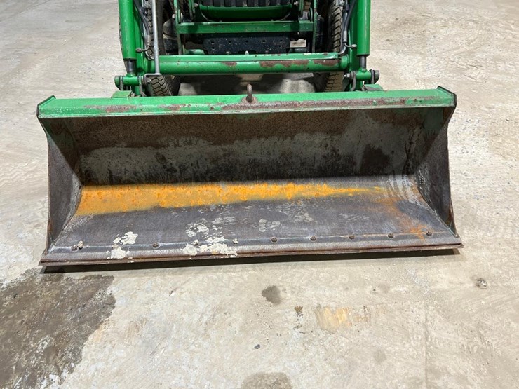 john-deere-3720-image-9