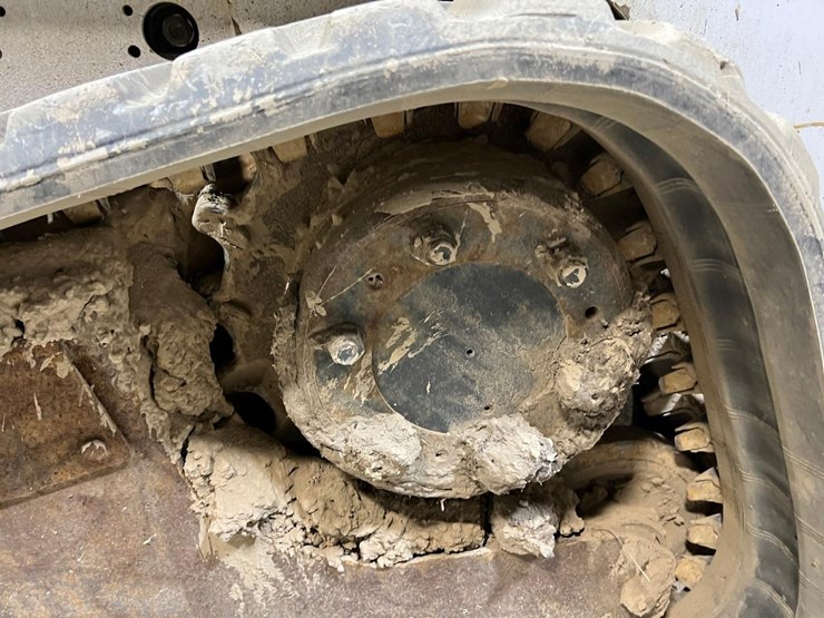 2006-bobcat-t250-image-14