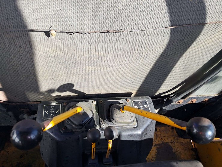 deere-310c-image-32