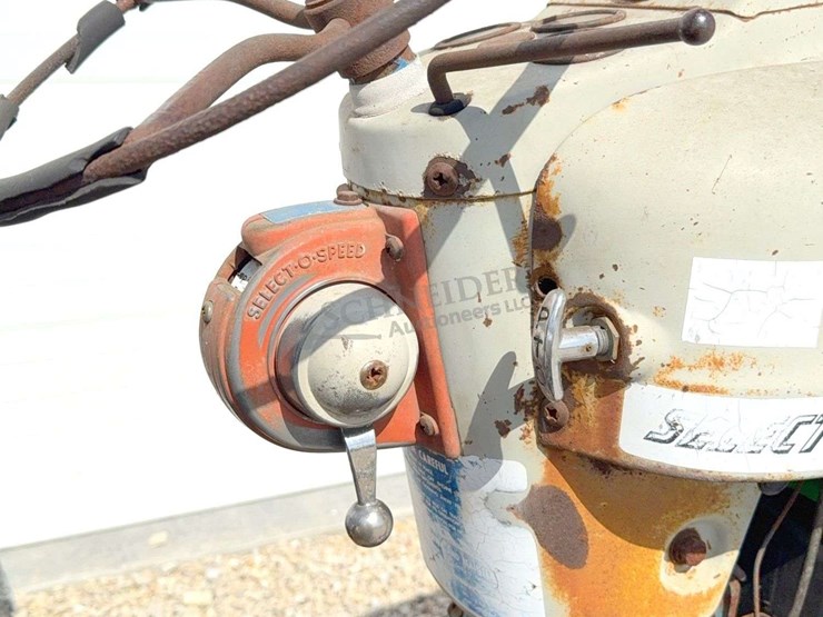 ford-4000-image-16