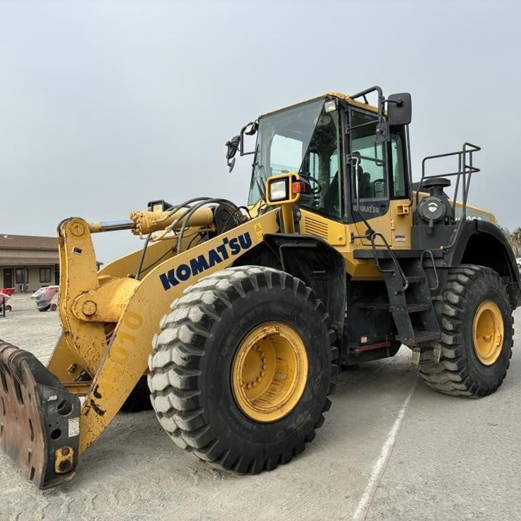 2015 KOMATSU WA380-8