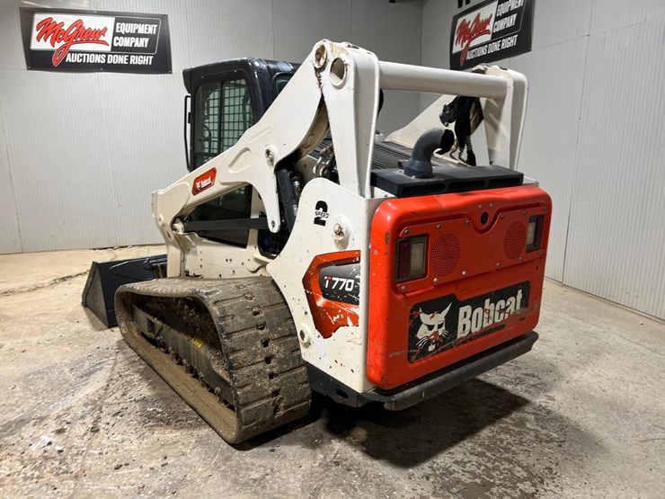 2023-bobcat-t770-image-3