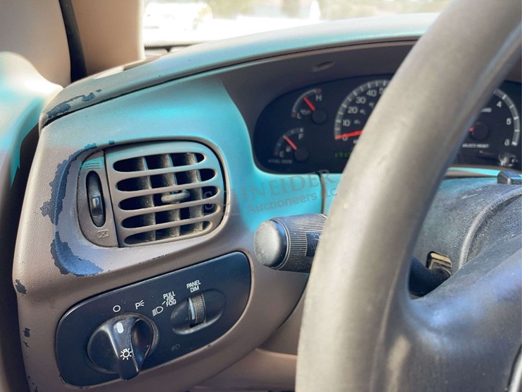1999-ford-f150-image-42