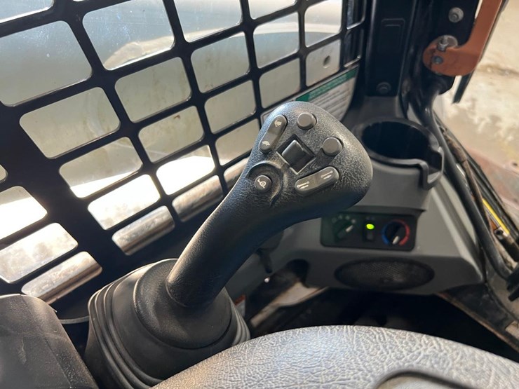 bobcat-t770-image-28
