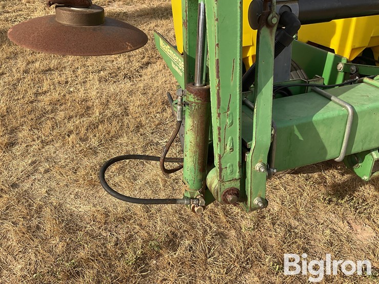 john-deere-1710-image-15