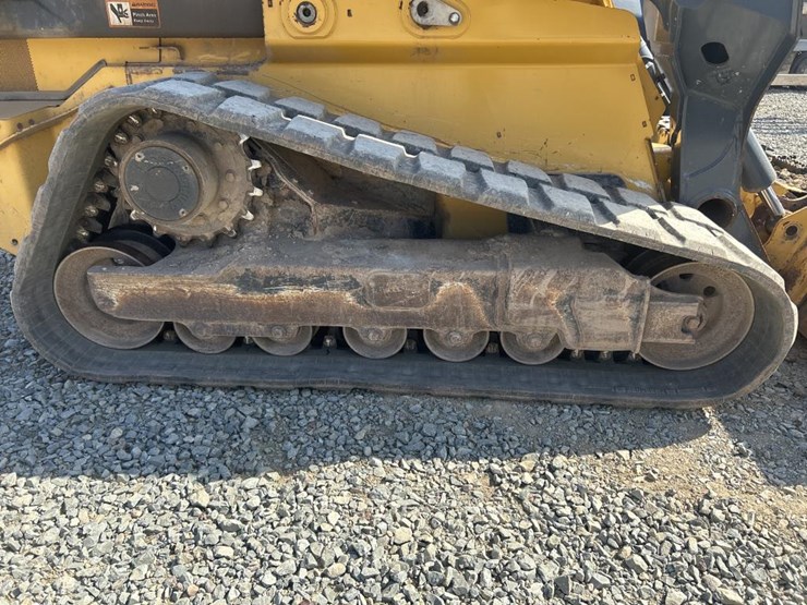 deere-333g-image-60