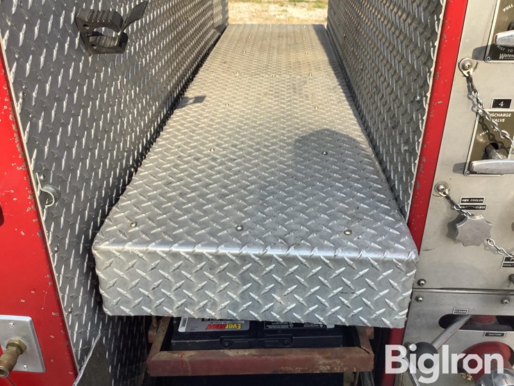 1981-mack-fire-apparatus-image-20