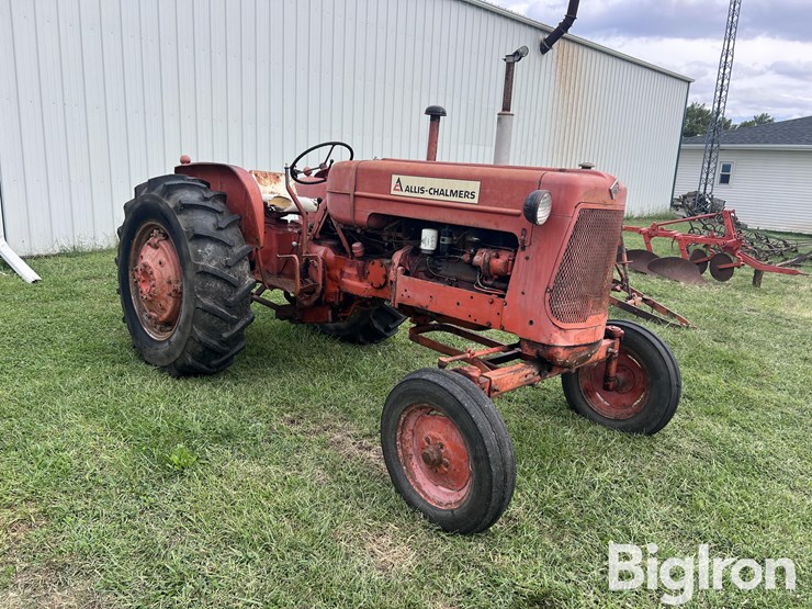 1957-allis-chalmers-d17-image-3