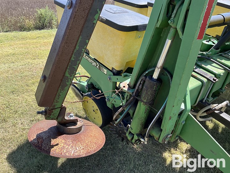 john-deere-7200-image-20