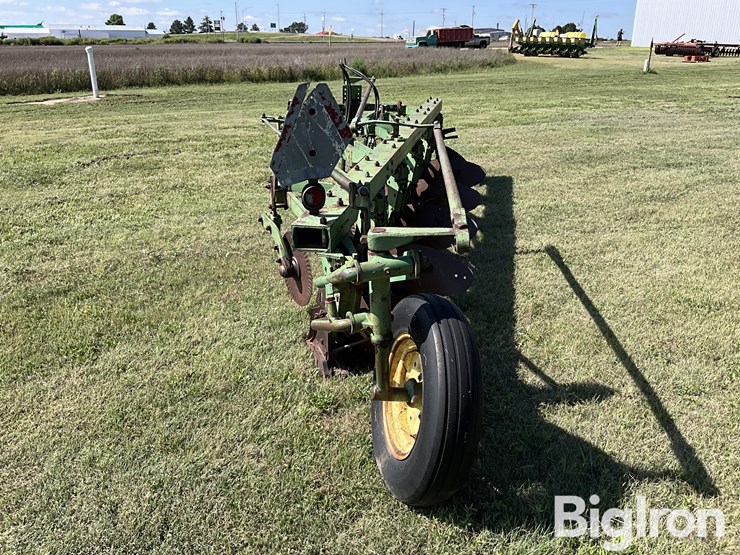john-deere-f145-image-6