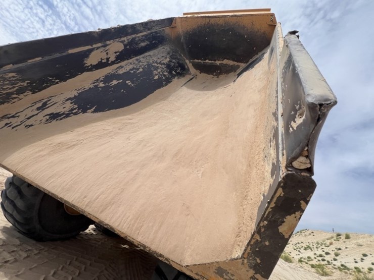 2021-volvo-a60h-image-41