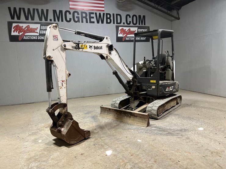 2020-bobcat-e32-image-2