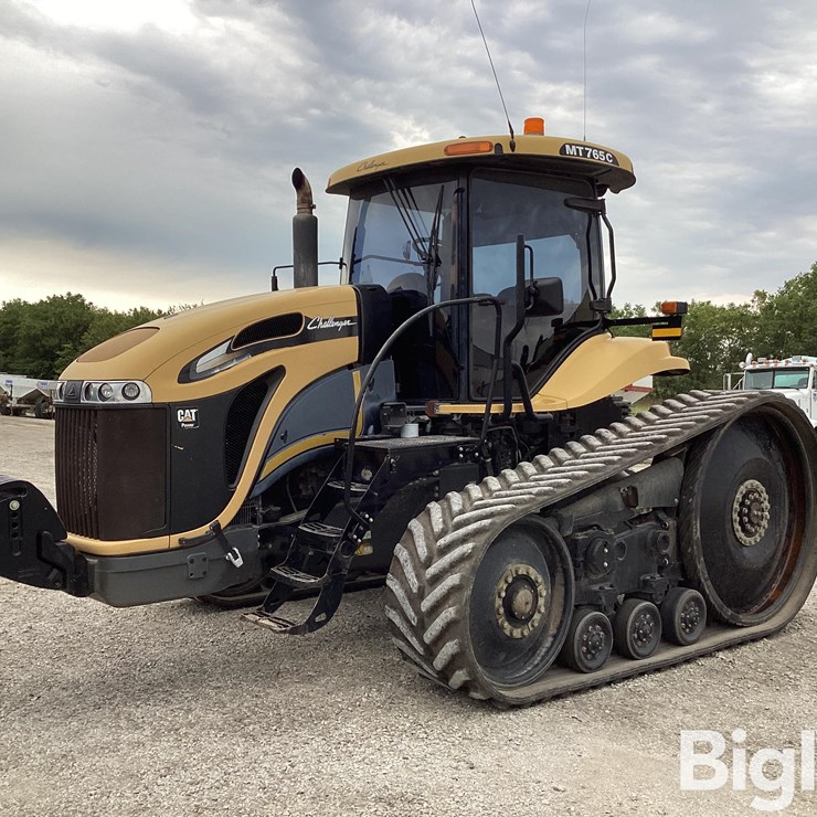 2009 CHALLENGER MT765C