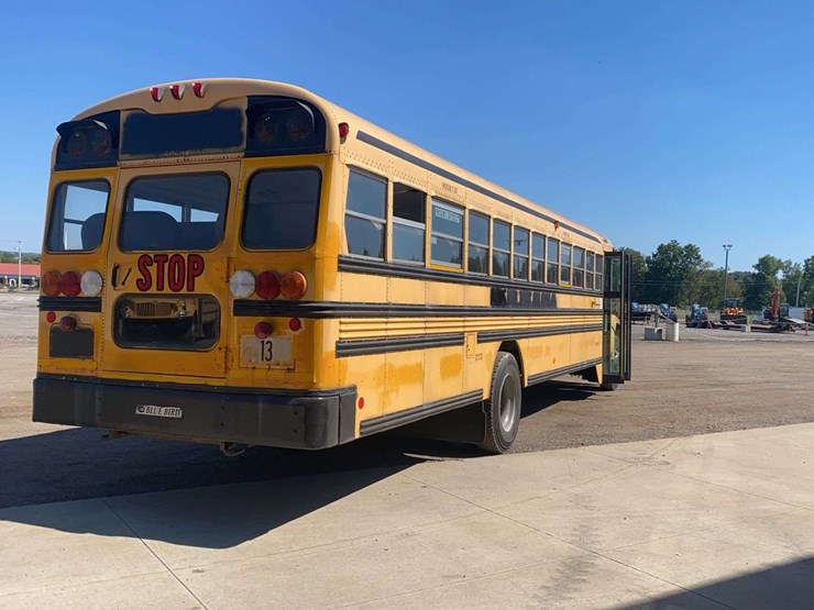 2009-blue-bird-bb-conventional-school-bus-image-6