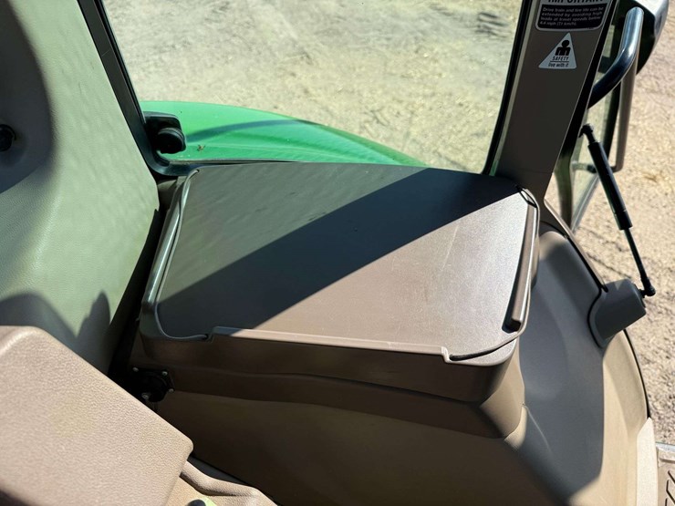 2009-john-deere-6430-premium-image-44