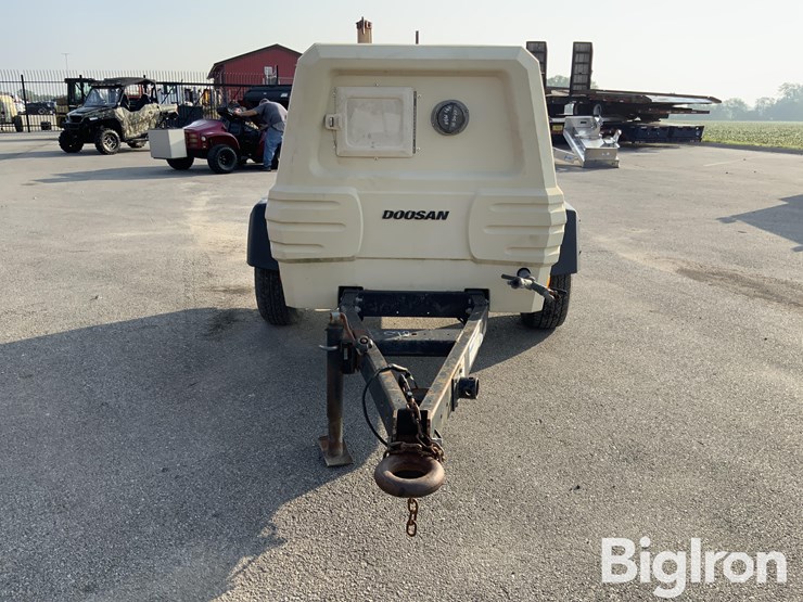 2015-doosan-p185wdz-t4f-image-2