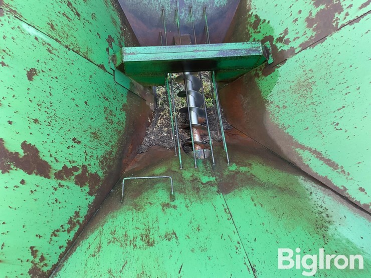 john-deere-1210a-image-13