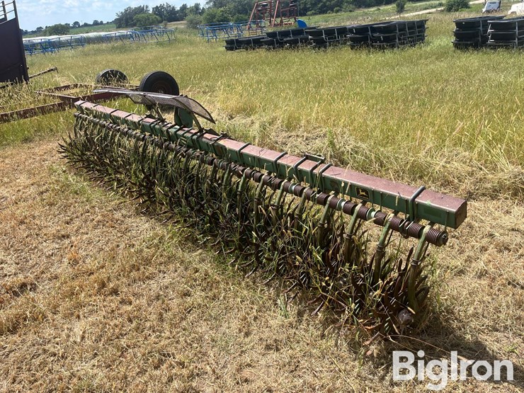 john-deere-400-image-5