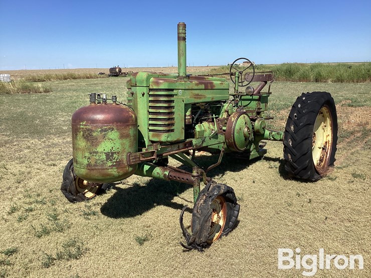 1948-john-deere-g-image-1