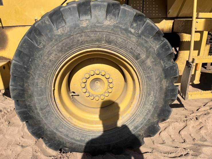 caterpillar-928g-image-115