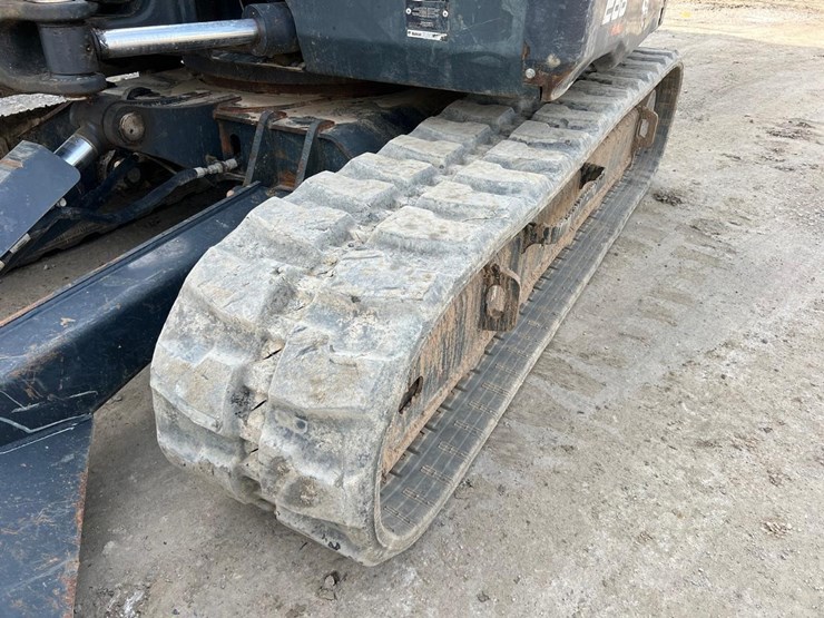 2022-bobcat-e88-image-14