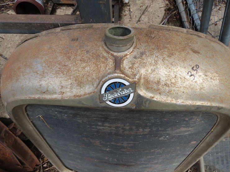 studebaker-grill-with-radiator-image-2