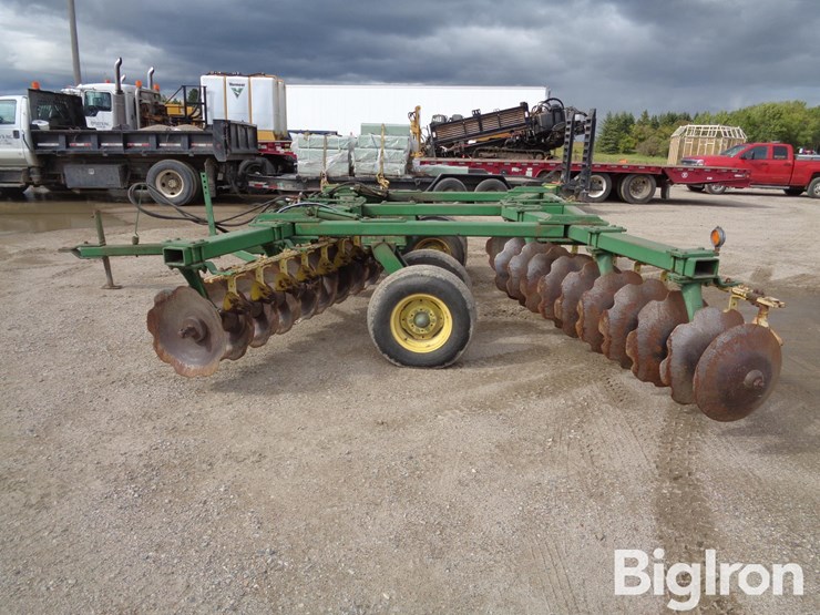 john-deere-1640-image-8
