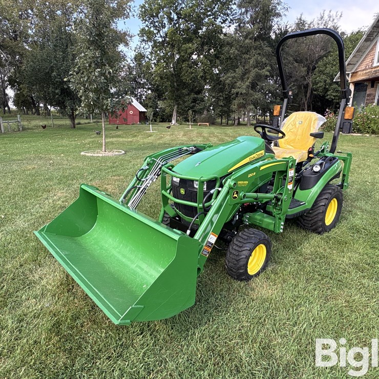 2021 JOHN DEERE 1025R