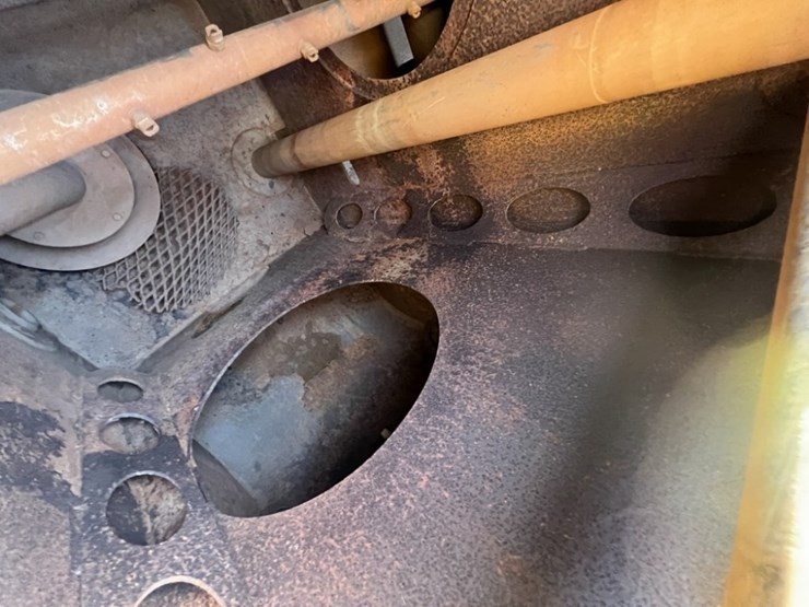 2008-caterpillar-613c-image-45