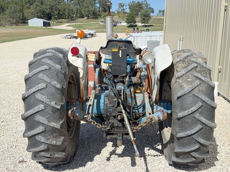 ford-5000-image-36
