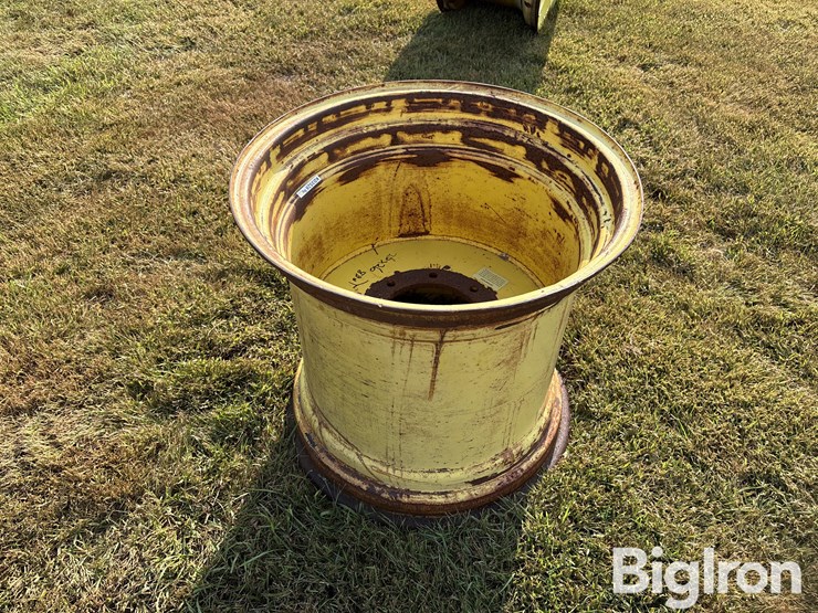 john-deere-25-image-7