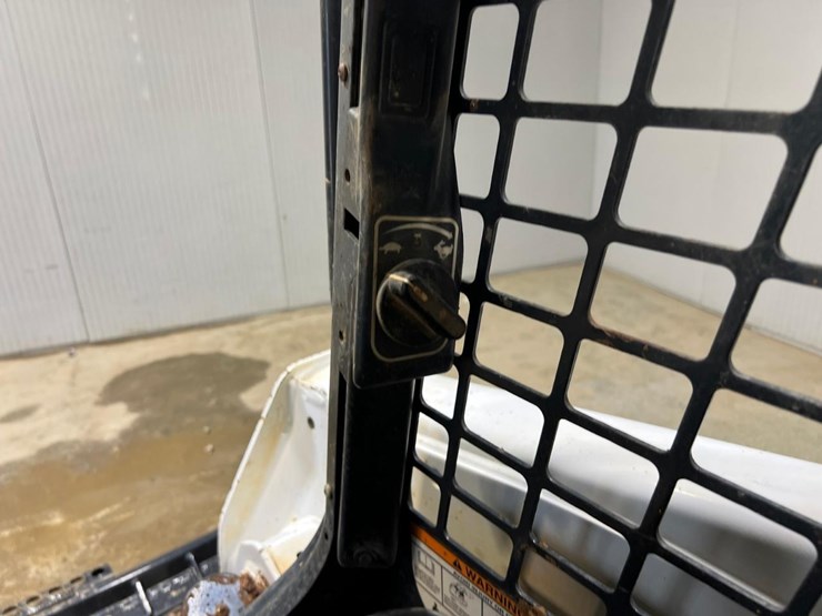 2017-bobcat-t550-image-27