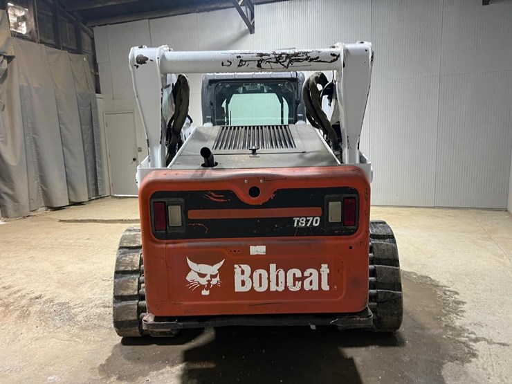 bobcat-t870-image-4