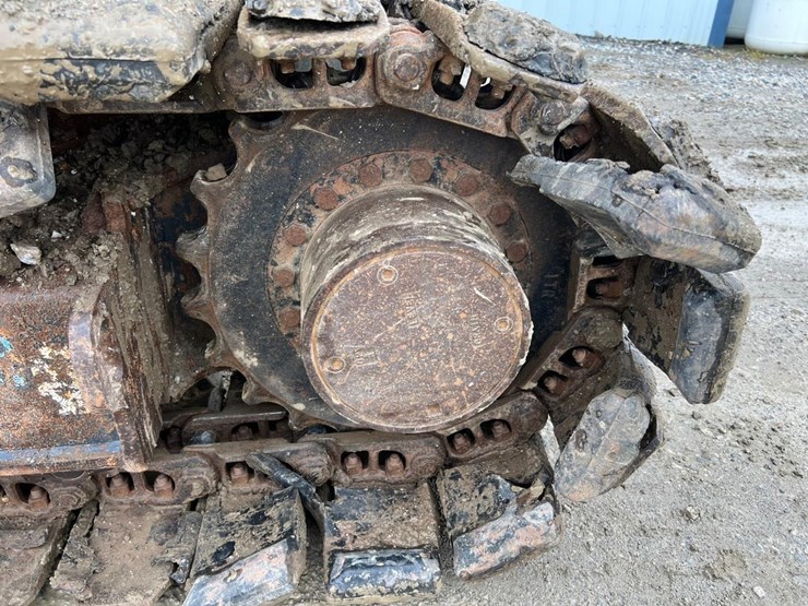 deere-85g-image-18