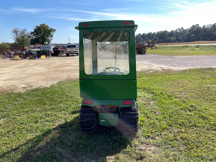 john-deere-345-image-6