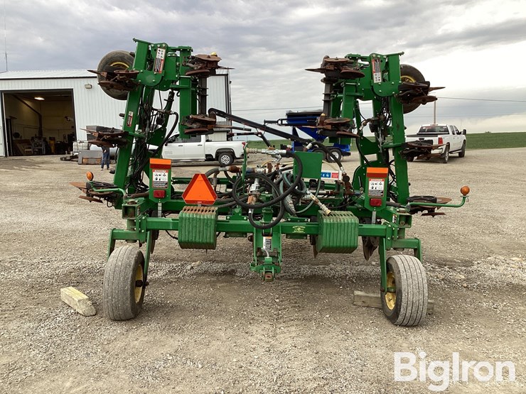 2014-john-deere-2510h-image-6