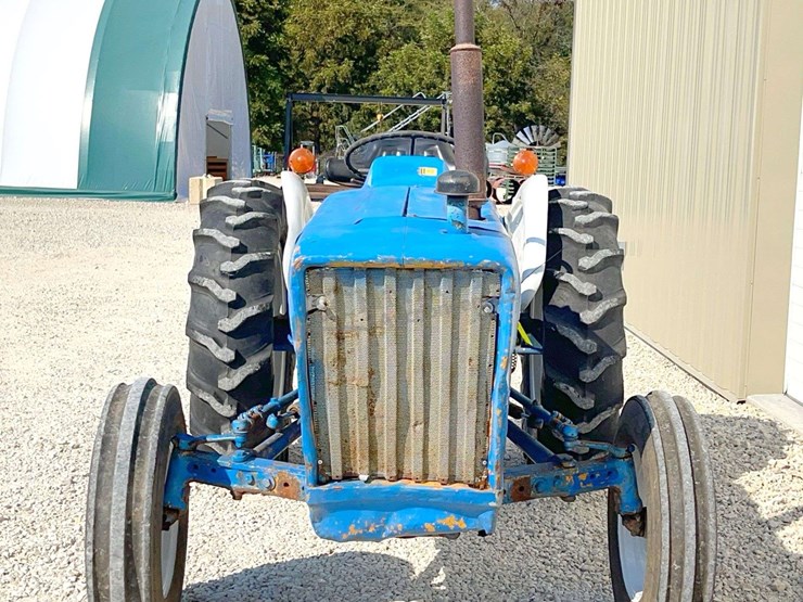ford-3400-image-8