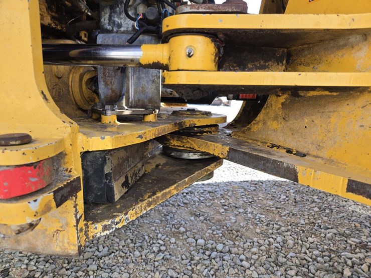 deere-624k-image-32