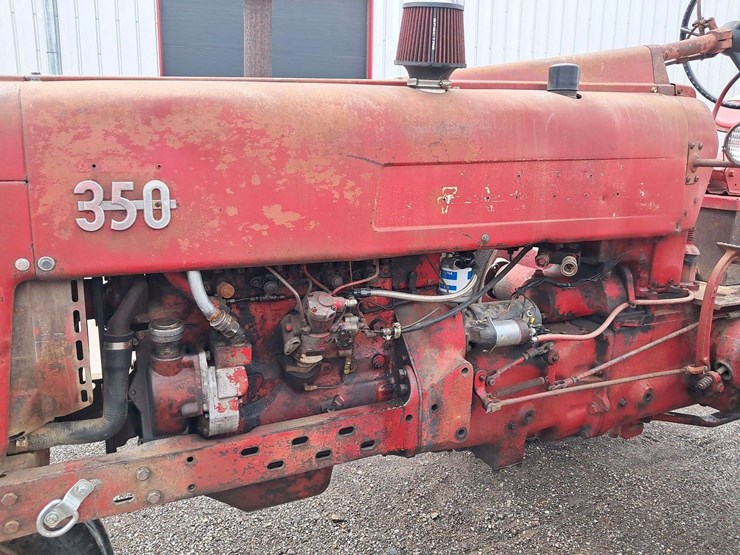 farmall-350-2wd-tractor-image-13